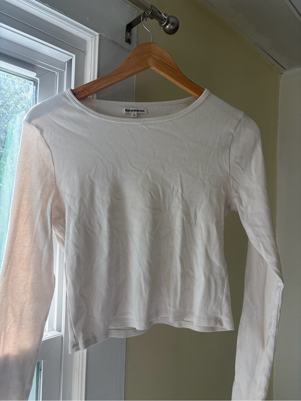 Reformation White Ribbed Long-Sleeve Cropped Top